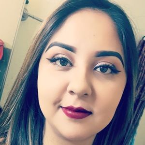 Meet your Posher, Araceli